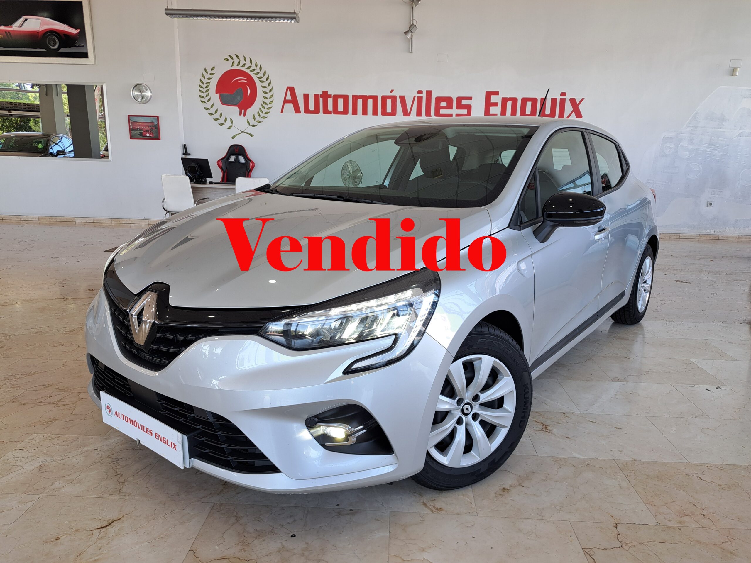 Renault Clio. Business