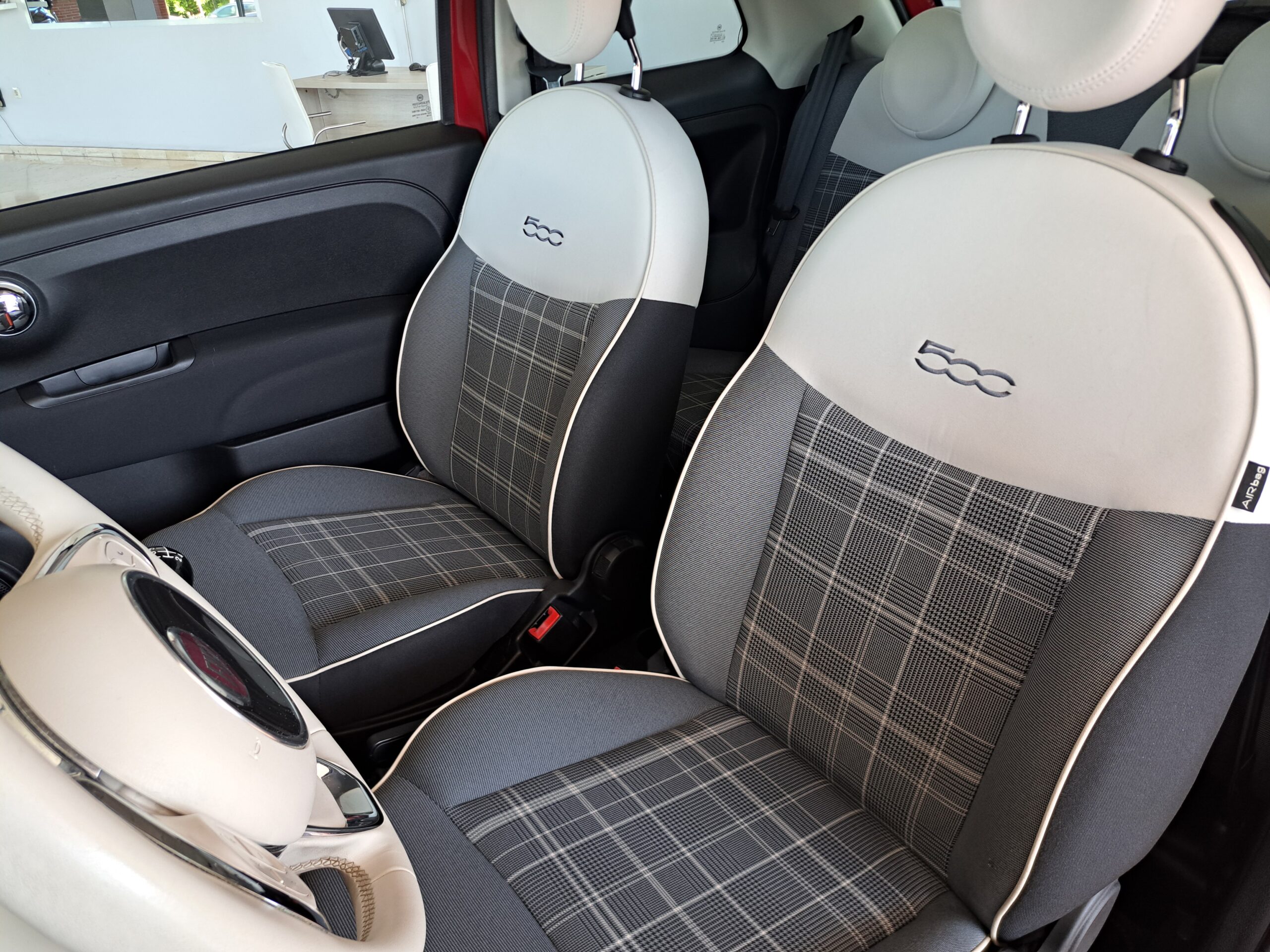 Fiat 500. 1.2 Lounge (4 cilindros)