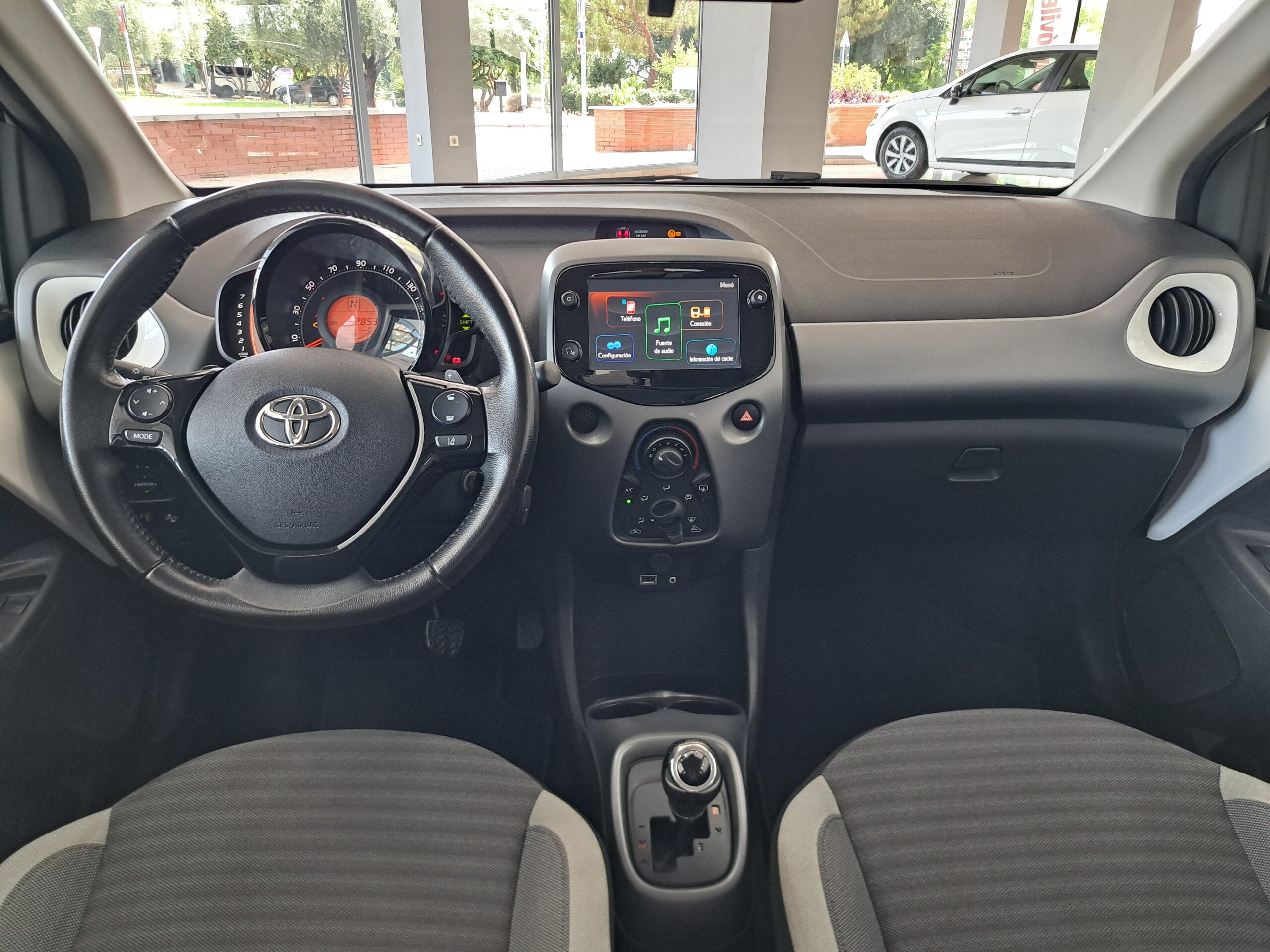 Toyota Aygo Wt-i X-Play Automático