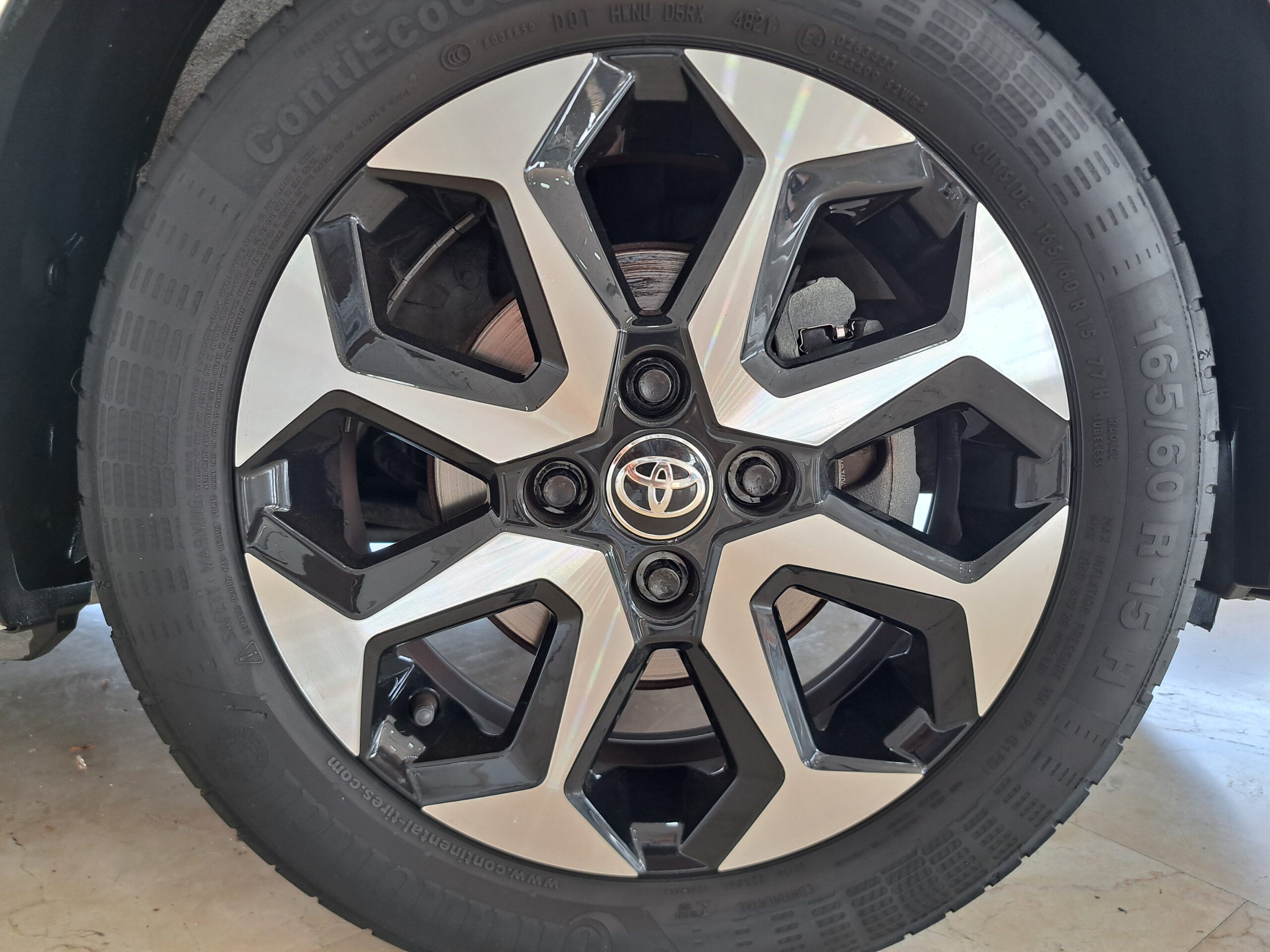 Toyota Aygo Wt-i X-Play Automático