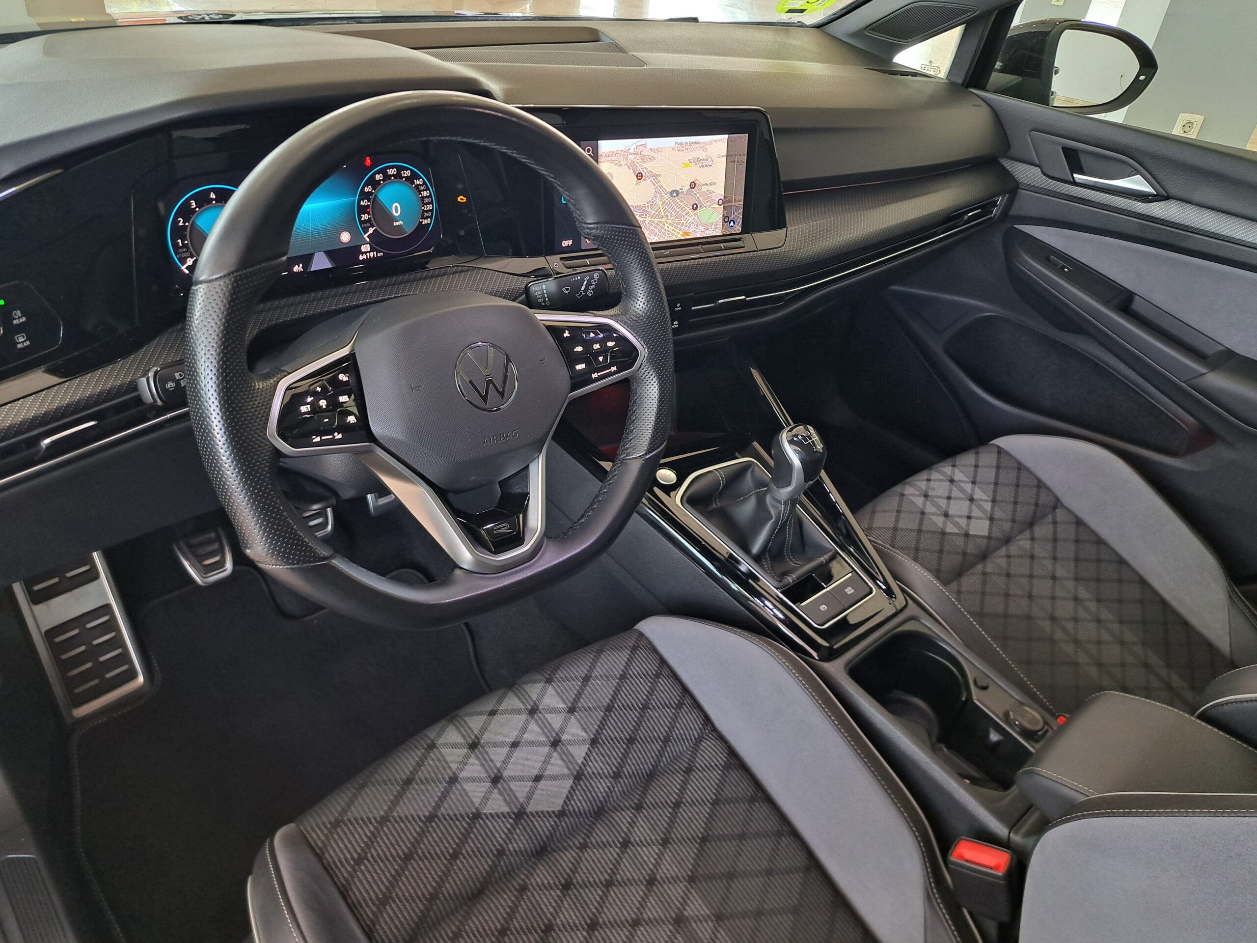 Volkswagen Golf 1.5 Tsi R-Line 150cv