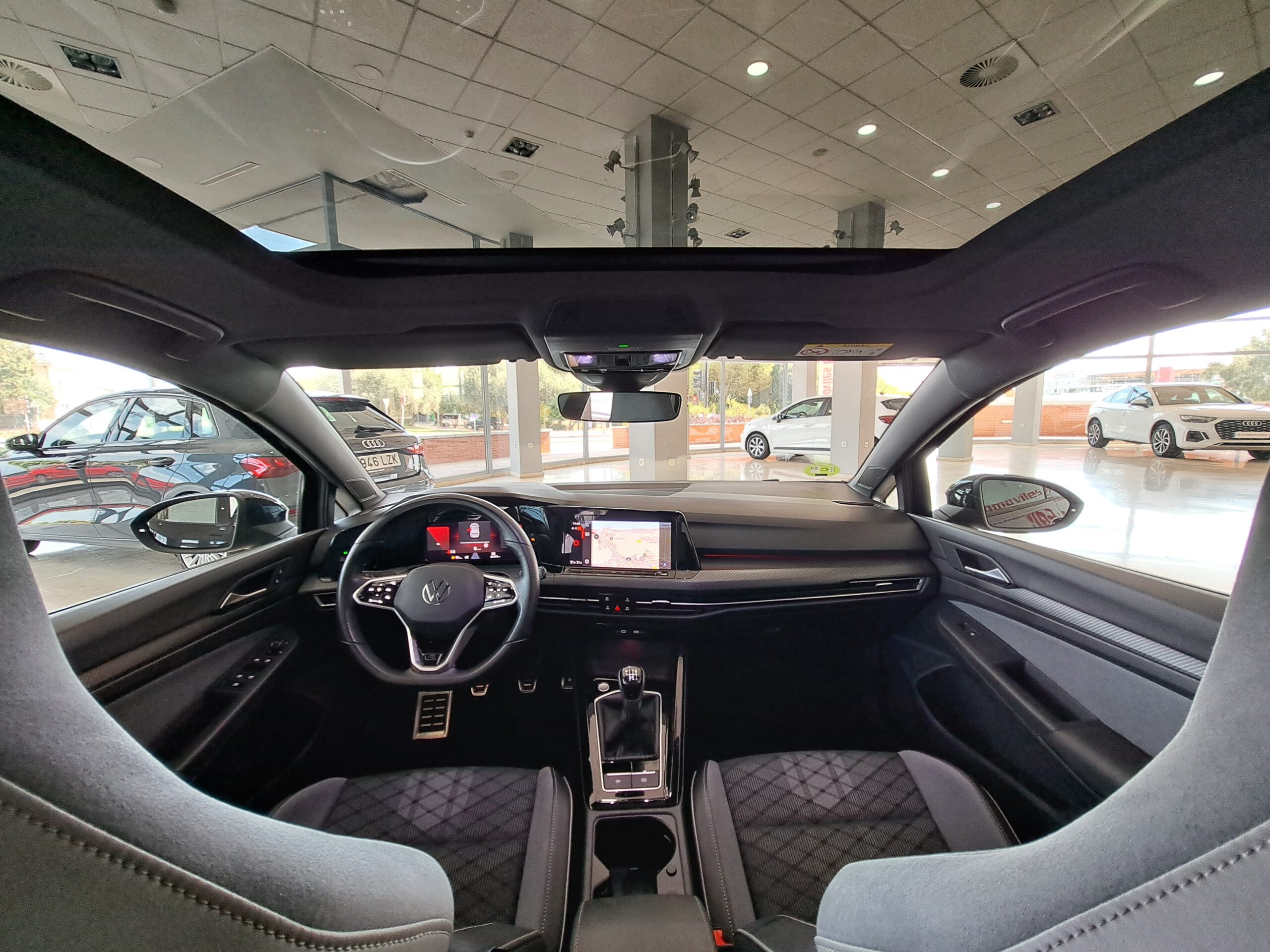 Volkswagen Golf 1.5 Tsi R-Line 150cv