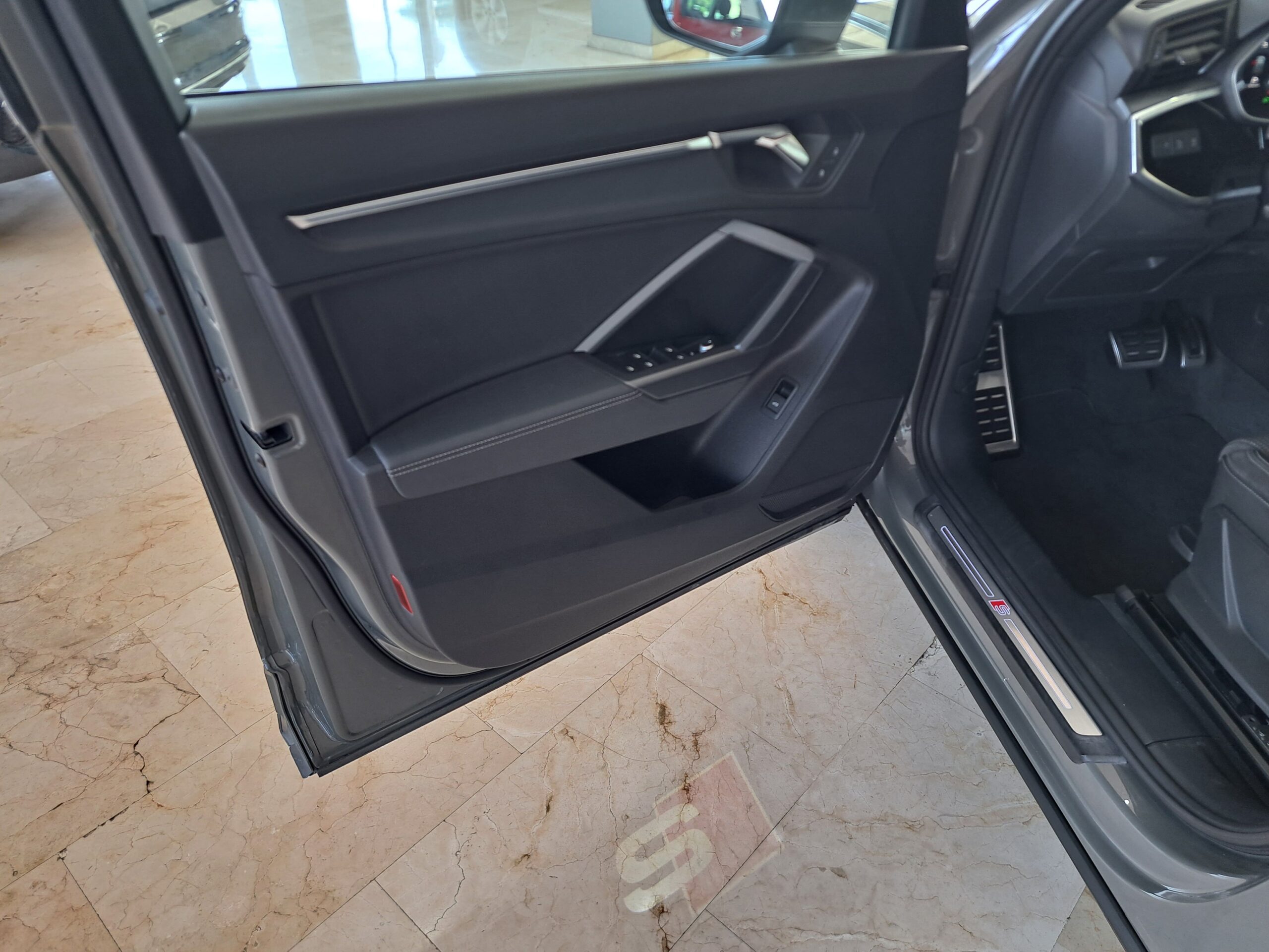 Audi Q3 2.0 Tdi S-Line S-Tronic 150cv