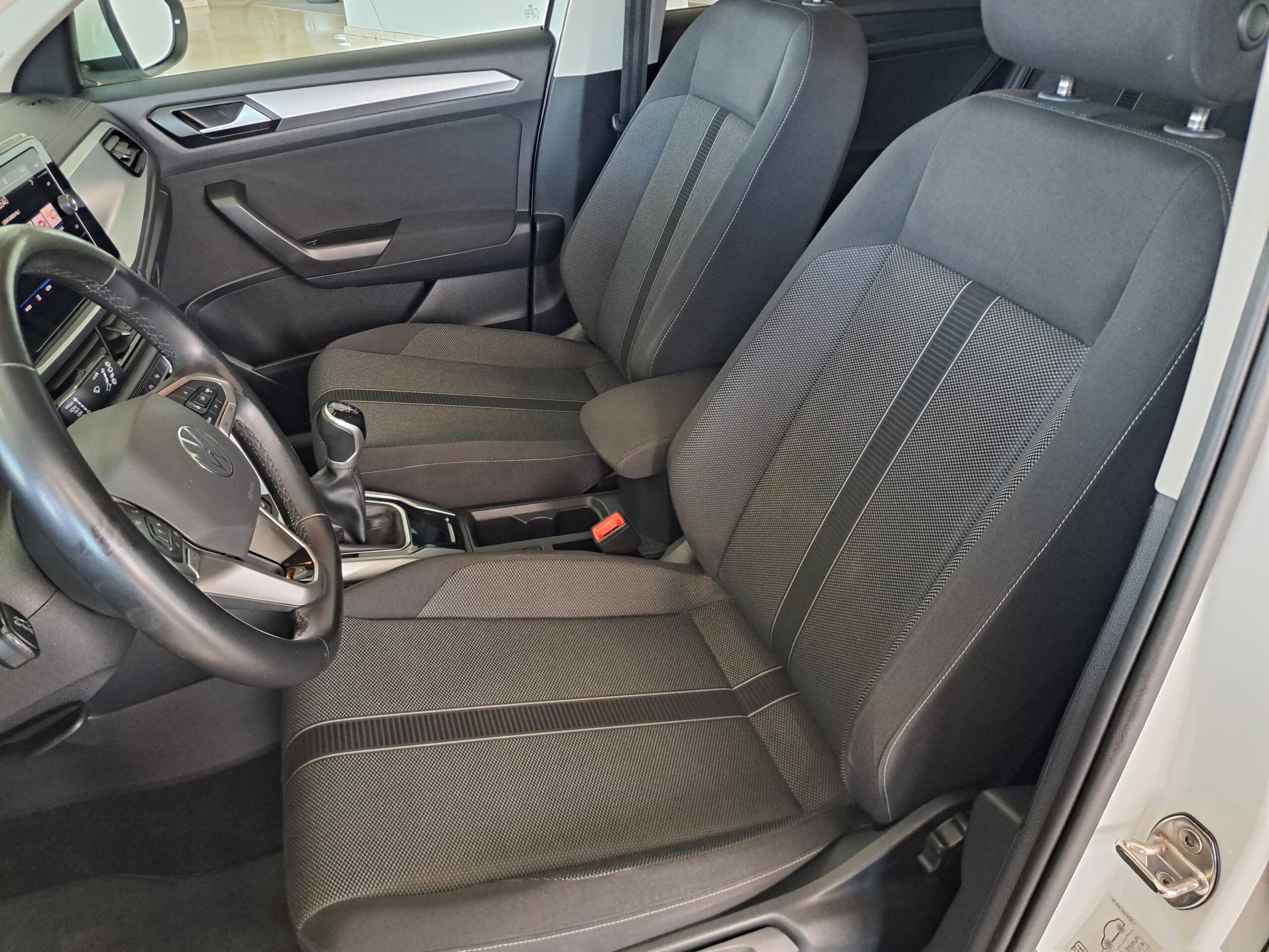 Volkswagen T-Roc Mas