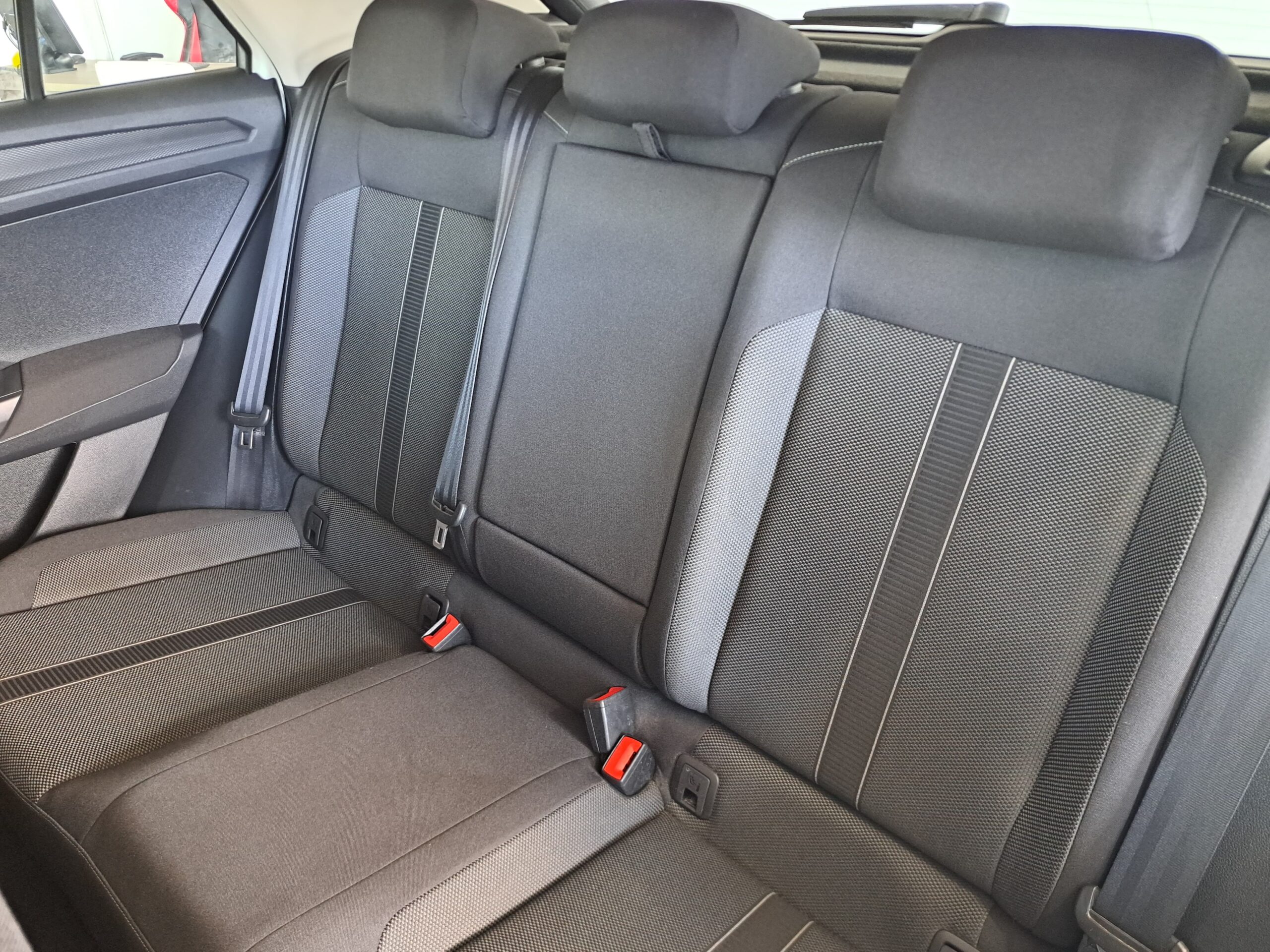 Volkswagen T-Roc Mas
