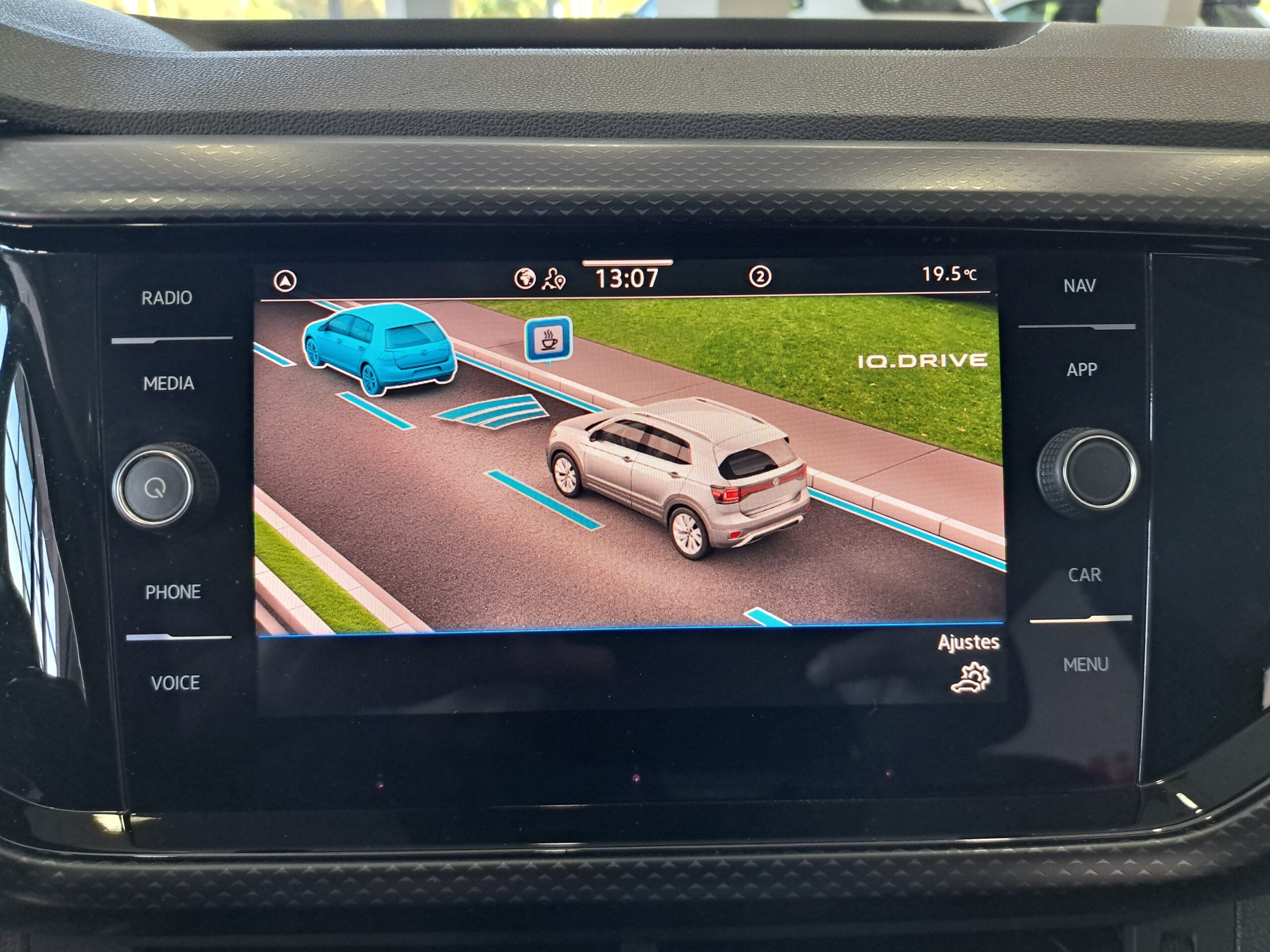 Volkswagen T-Cross Advance Dsg